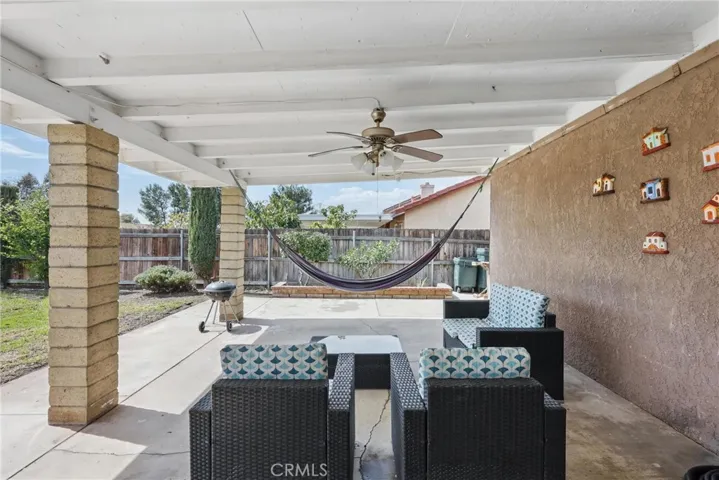 14761 Hawthorne Avenue, Fontana, California 92335
