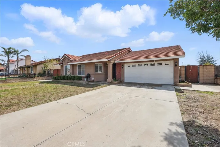 14761 Hawthorne Avenue, Fontana, California 92335