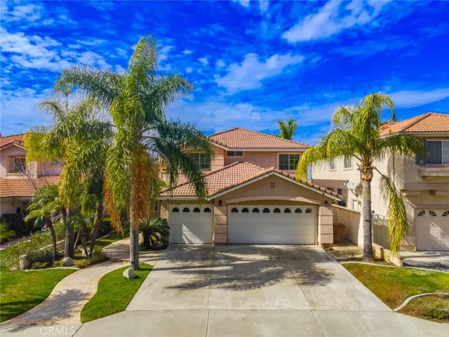 7563 E Moonridge Lane, Anaheim Hills, California 92808