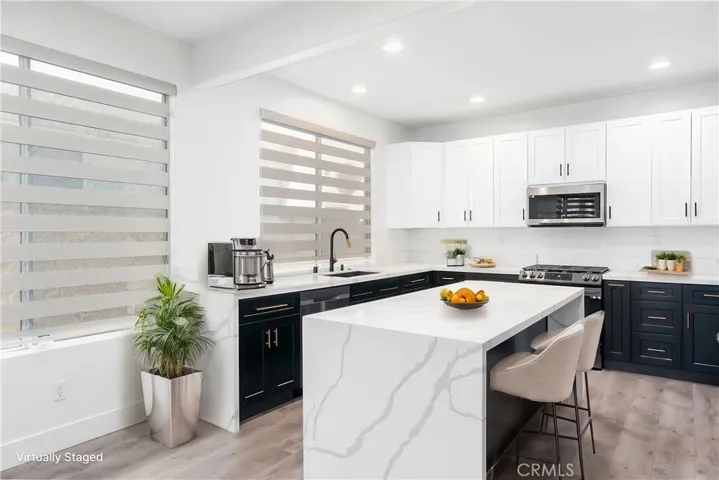 7563 E Moonridge Lane, Anaheim Hills, California 92808