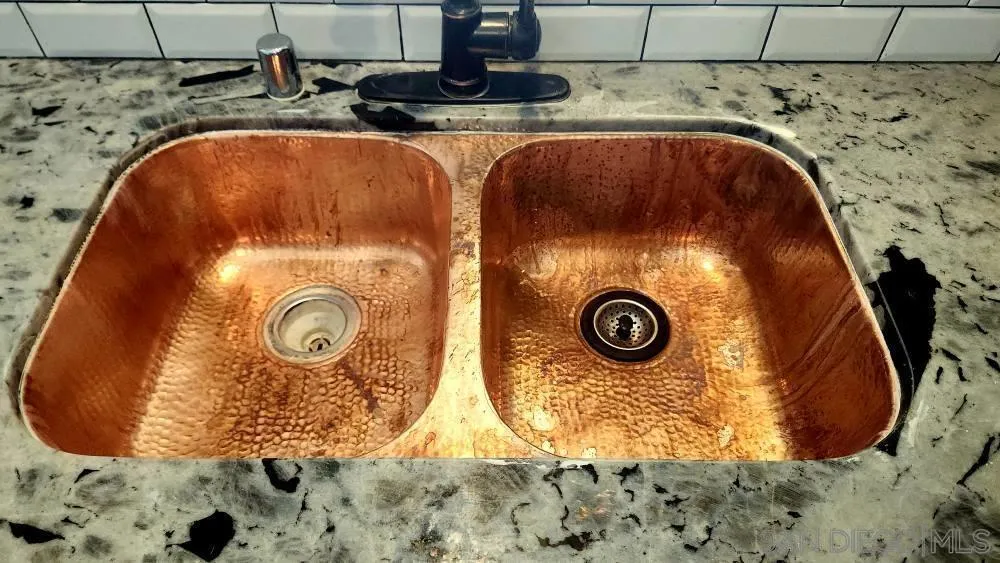 18 3rd Place, Long Beach, California 90802 home-pic-7