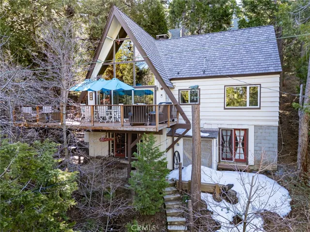 Classic mountain A-frame design
