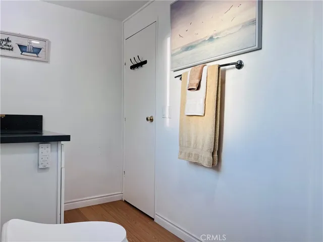 Master bathroom - view 4