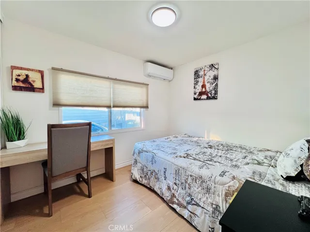 2nd bedroom - view 3