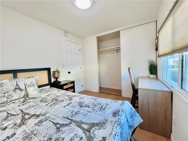 2nd bedroom - view 4