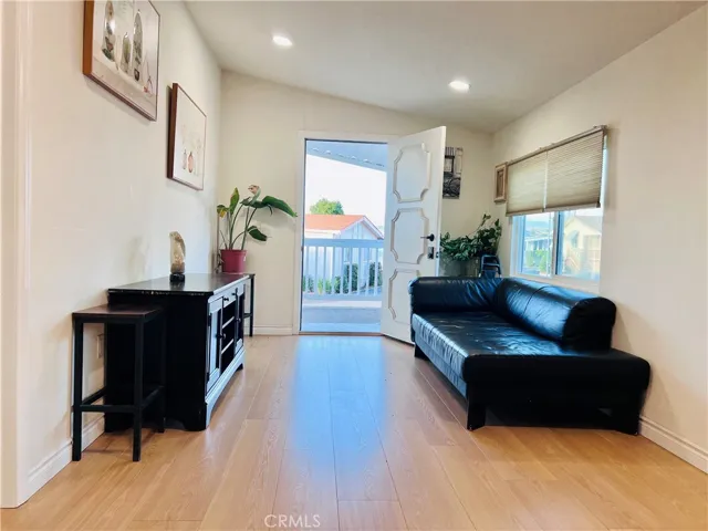 Living room - view 1