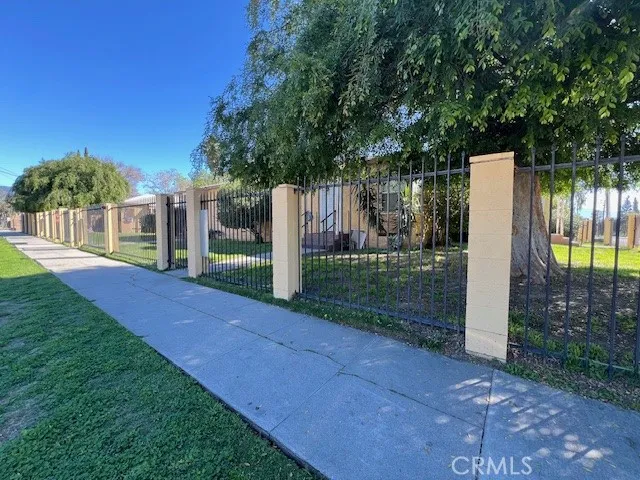 809 N Mountain View Avenue, San Bernardino, California 92401
