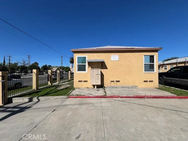809 N Mountain View Avenue, San Bernardino, California 92401