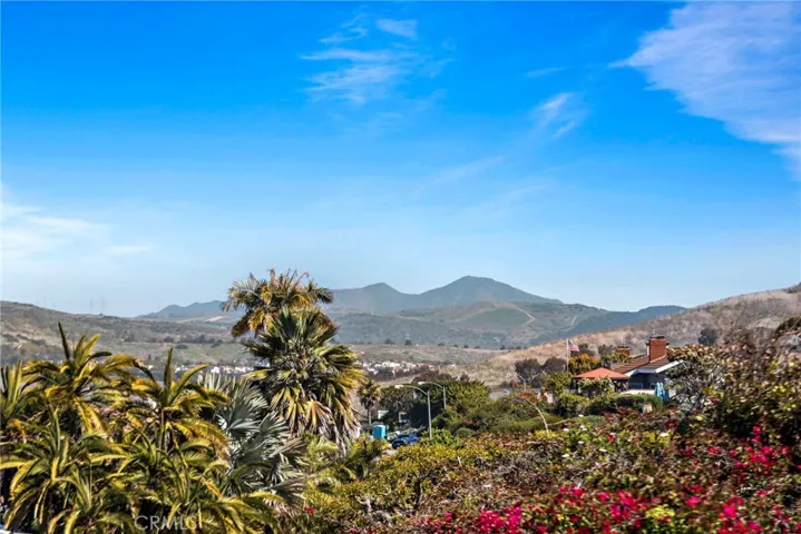 247 Calle Fiesta, San Clemente, California 92672