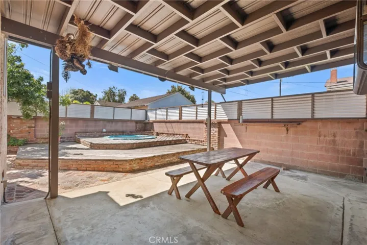 2516 Dashwood Street, Lakewood, California 90712