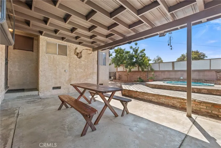 2516 Dashwood Street, Lakewood, California 90712