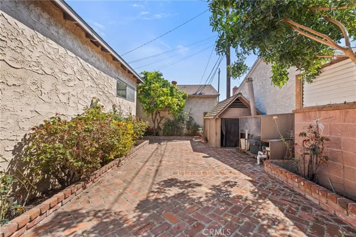 2516 Dashwood Street, Lakewood, California 90712