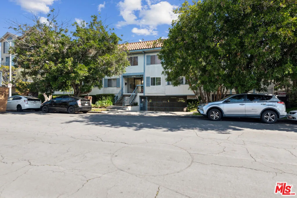 3756 Bagley Avenue 102, Los Angeles, California 90034 home-pic-15