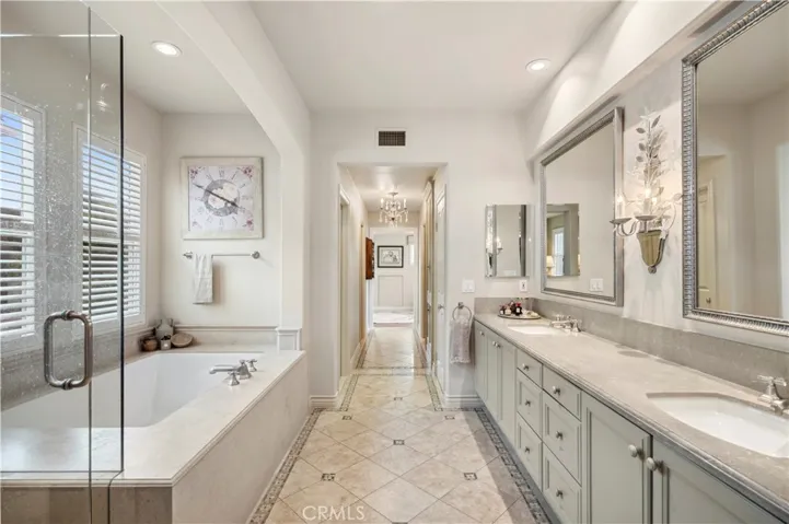 41 Whitehall, Newport Beach, California 92660