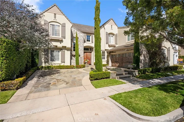 41 Whitehall, Newport Beach, California 92660