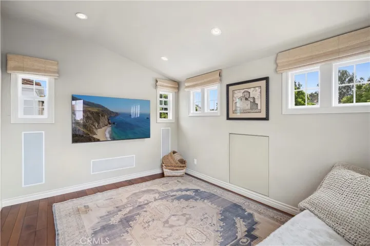41 Whitehall, Newport Beach, California 92660