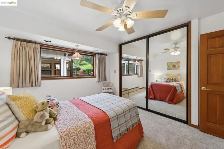 1091 Manor Rd., El Sobrante, California 94803