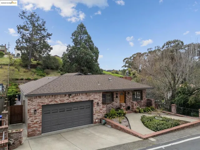 1091 Manor Rd., El Sobrante, California 94803