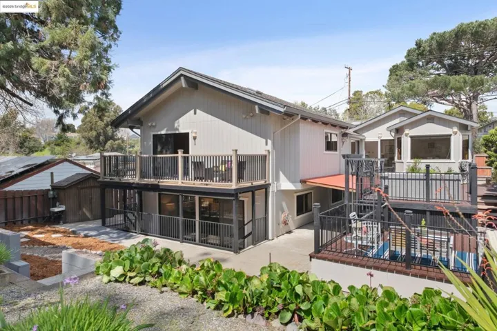 1091 Manor Rd., El Sobrante, California 94803
