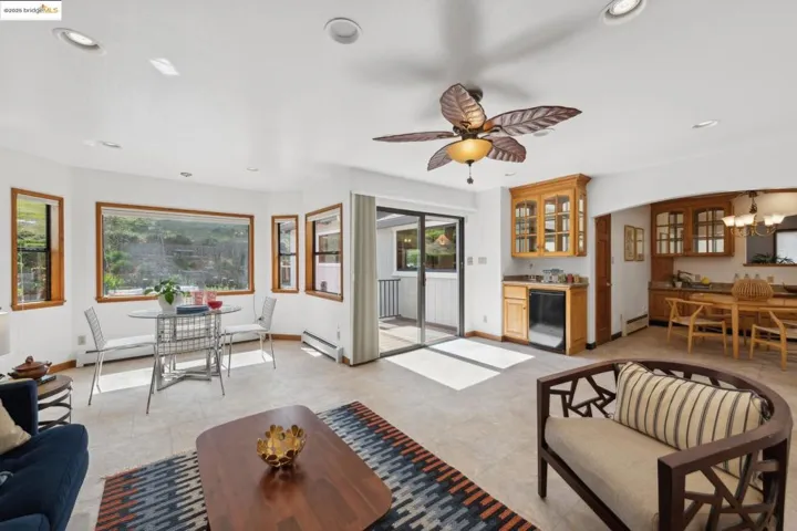 1091 Manor Rd., El Sobrante, California 94803