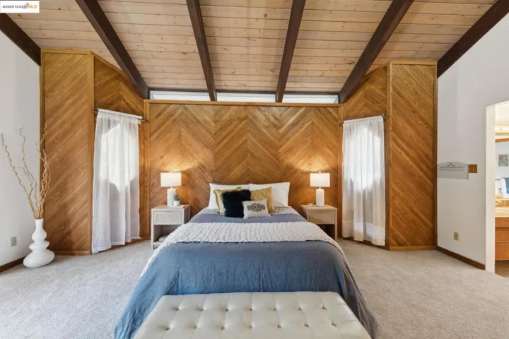 1091 Manor Rd., El Sobrante, California 94803