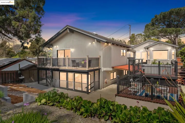 1091 Manor Rd., El Sobrante, California 94803