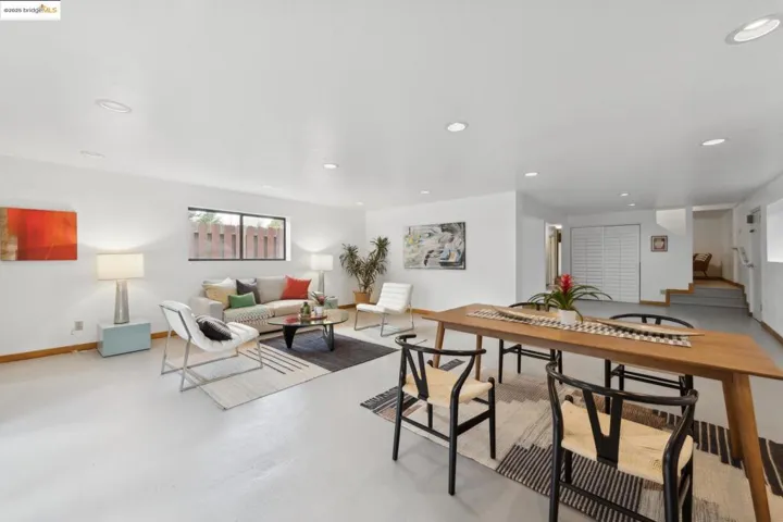 1091 Manor Rd., El Sobrante, California 94803