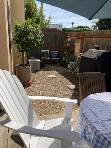 Extra Room for Outdoor Entertaining
