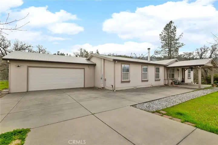 15624 N Siskiyou, Corning, California 96021