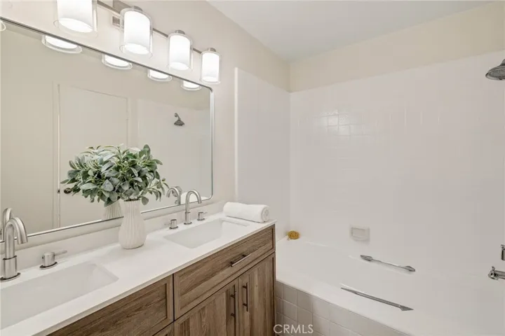 324 N Francisca Avenue 5, Redondo Beach, California 90277