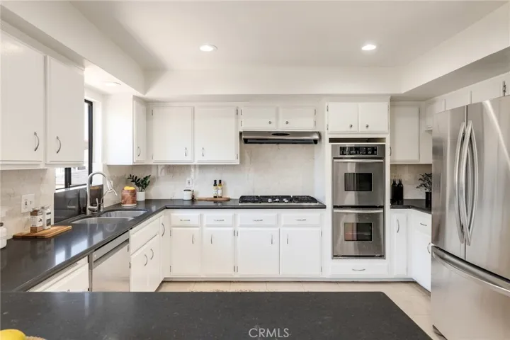 324 N Francisca Avenue 5, Redondo Beach, California 90277