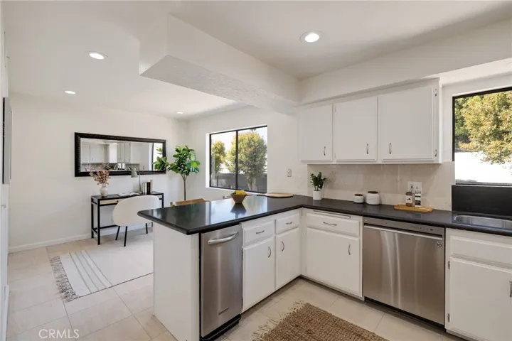 324 N Francisca Avenue 5, Redondo Beach, California 90277