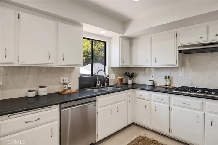 324 N Francisca Avenue 5, Redondo Beach, California 90277