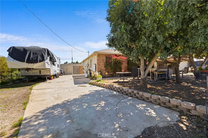 Driveway, RV