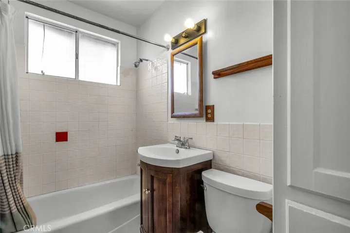 2721 184th Street, Redondo Beach, California 90278