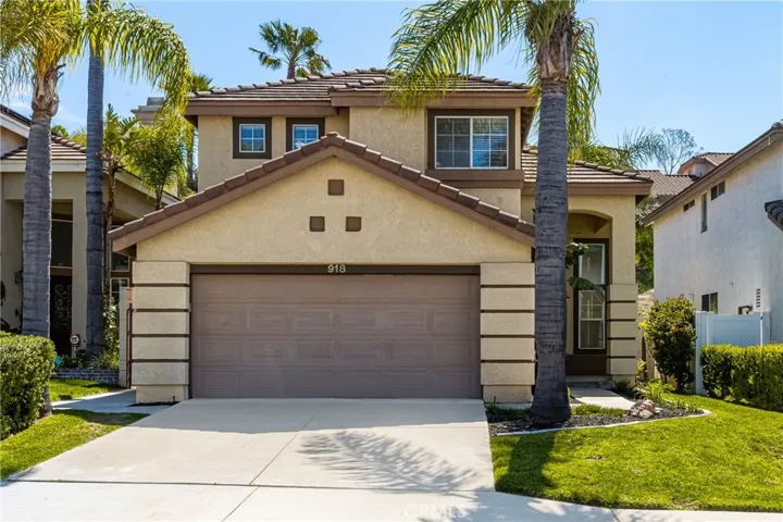 918 S Dylan Way, Anaheim Hills, California 92808
