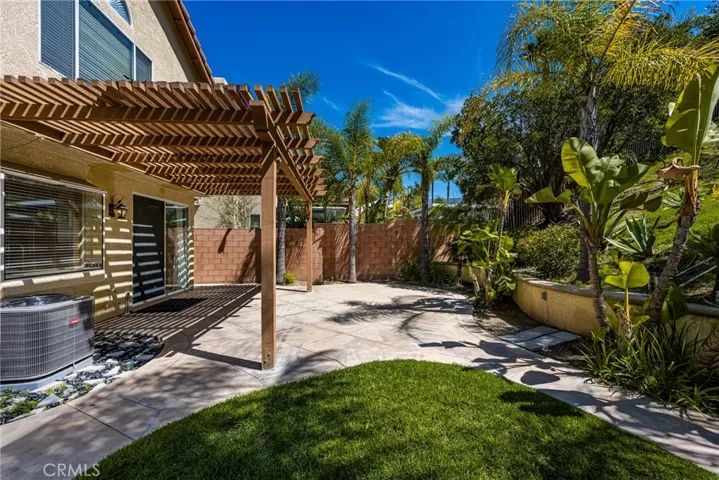 918 S Dylan Way, Anaheim Hills, California 92808