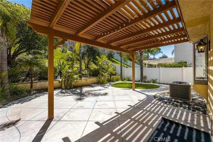918 S Dylan Way, Anaheim Hills, California 92808