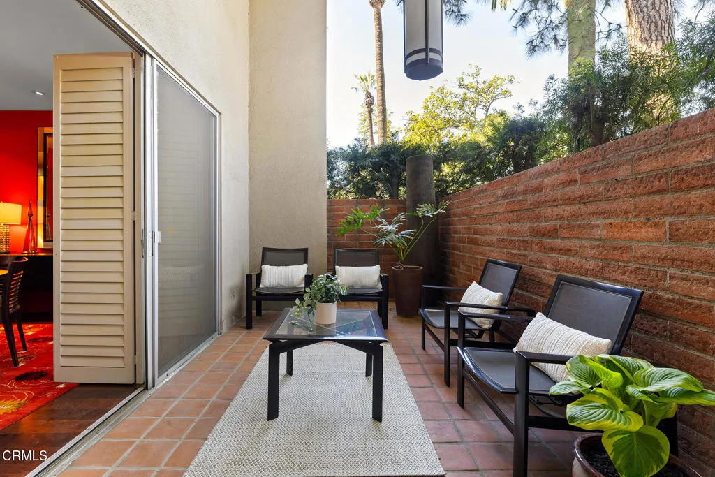 380 S Orange Grove Boulevard 1, Pasadena, California 91105 home-pic-7