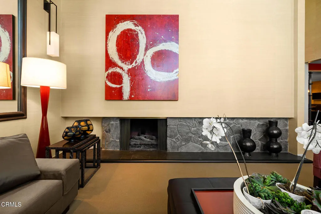 380 S Orange Grove Boulevard 1, Pasadena, California 91105 home-pic-2