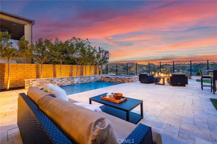 45 Cielo Azul, Mission Viejo, California 92692