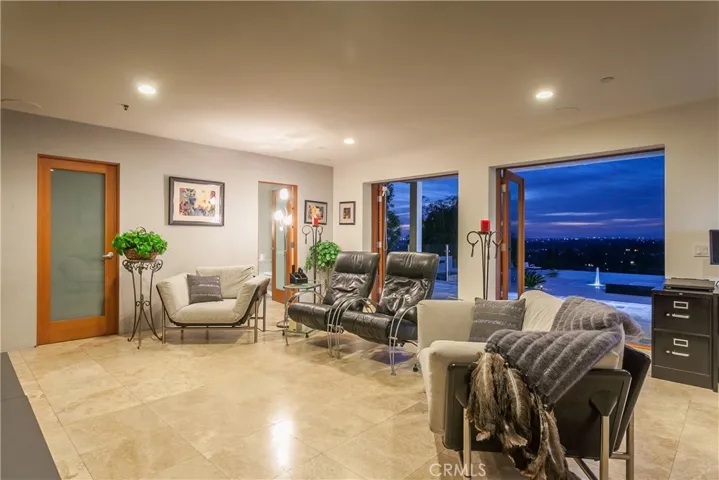 19631 Crestknoll Dr., Yorba Linda, California 92886