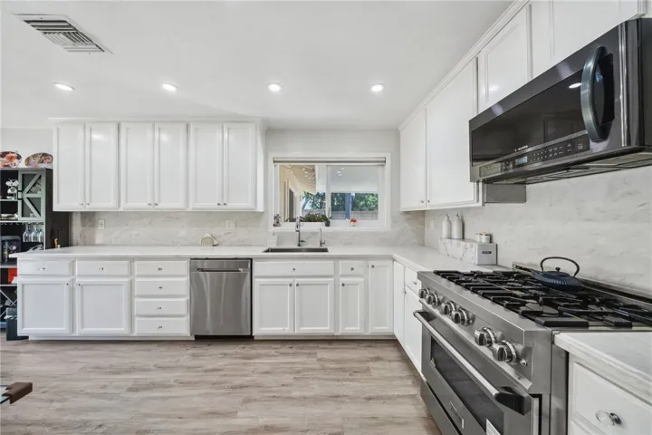 4042 Jeffrey Drive, Yorba Linda, California 92886