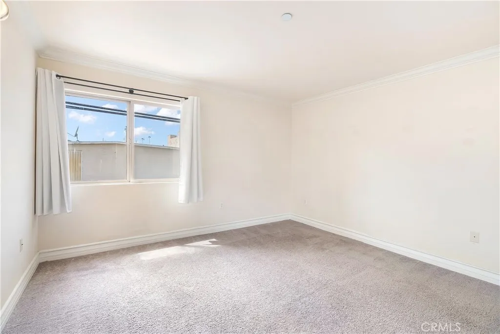 1417 S. Westgate 203, Los Angeles, California 90025 home-pic-14