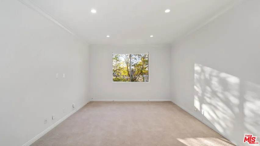200 N Almont Drive 306, Beverly Hills, California 90211