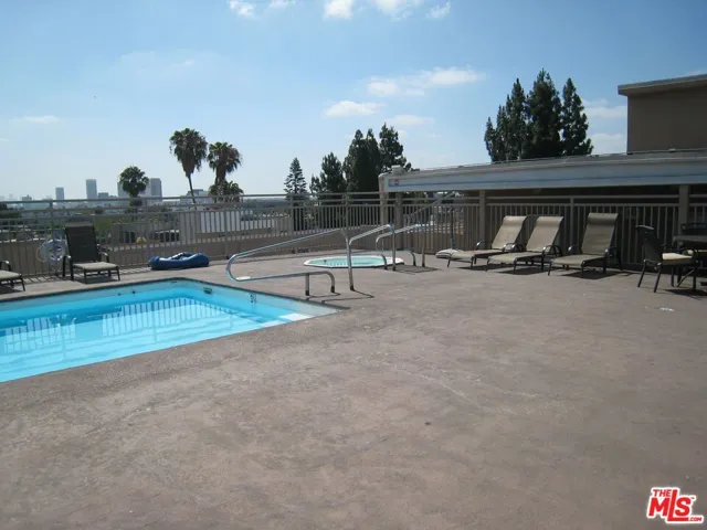 200 N Almont Drive 306, Beverly Hills, California 90211