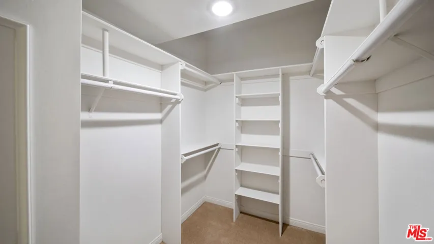 200 N Almont Drive 306, Beverly Hills, California 90211