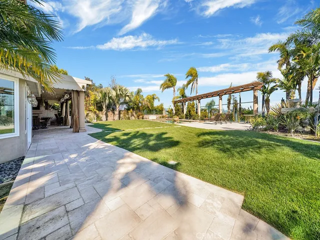 27662 Deputy Circle, Laguna Hills, California 92653