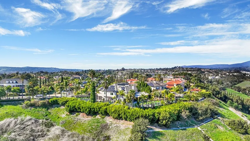 27662 Deputy Circle, Laguna Hills, California 92653