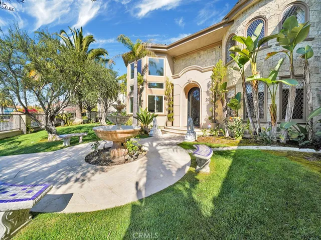 27662 Deputy Circle, Laguna Hills, California 92653